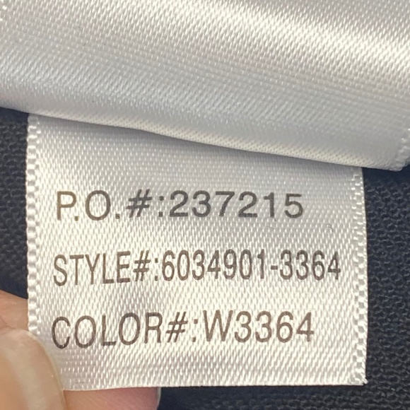 PAIGE Mayslie Cropped Coated Jogger Pants in Black Size 27 - Picture 9 of 11